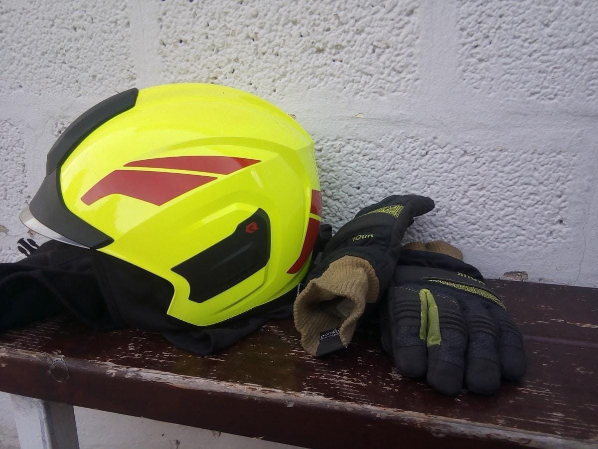 Zjutraj na kup stresel pepel, popoldne iz njega nastal požar