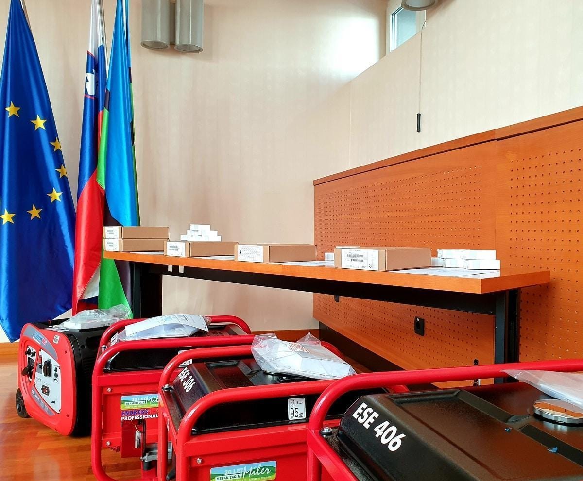 Gasilcem in reševalcem predali nove kose opreme