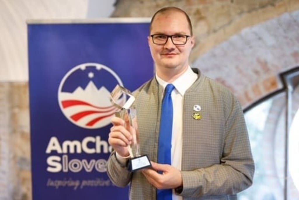 NEVERJETNO: Uroš Ocepek že drugi zasavski učitelj, ki gre po nagrado za milijon dolarjev