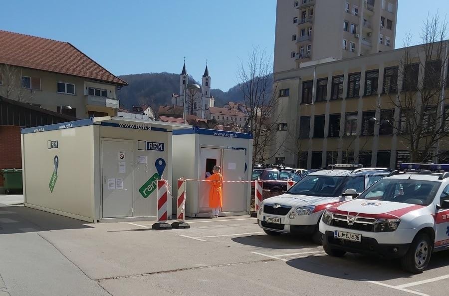 V Zasavju trenutno (spet) tisoč koronavirusnih bolnikov, pa nobene panike