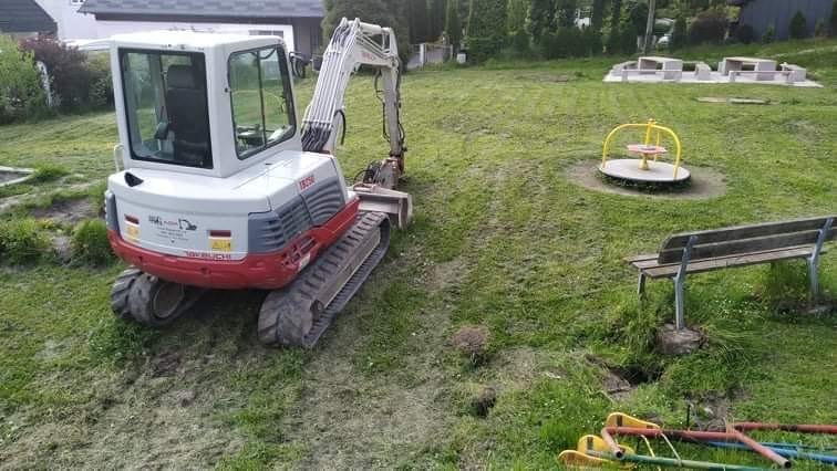 Odstranili so stara, v prihodnjem tednu bodo postavili nova