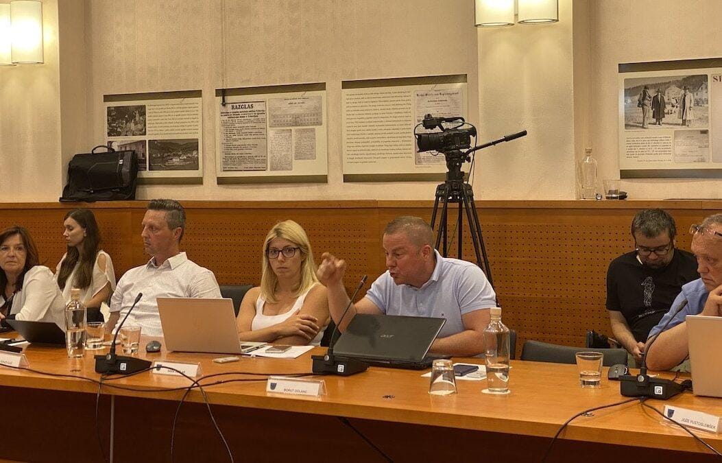 Obeta se forenzična preiskava v Komunali Trbovlje