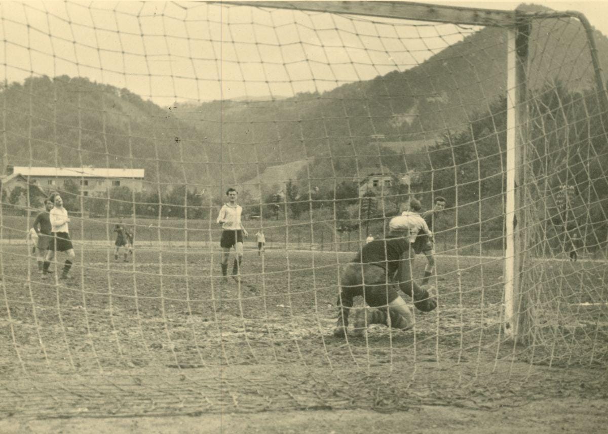 100 let trboveljskega nogometa: "Igra postaja zelo napeta in živahna"