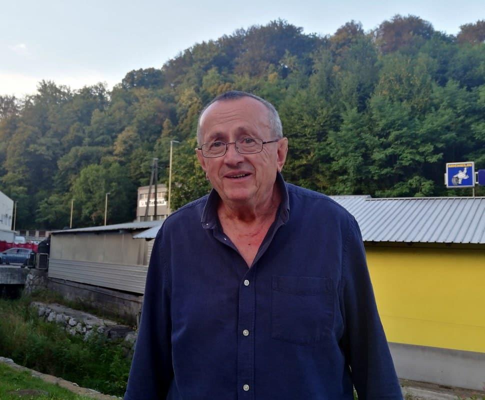 Aktivni Hrastničan: Rokomet, lutke, petje, smučanje, tenis ... je lahko še kaj?