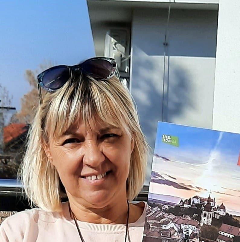 Karmen Lindič: Življenje prepojeno z glasbo in petjem