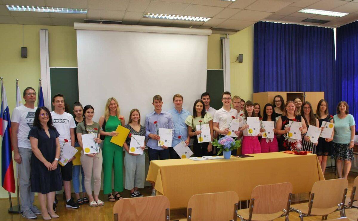 Zasavski maturanti uspešni na maturi, štirje med najboljšimi v državi