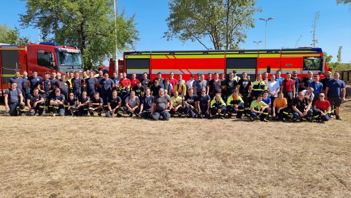 Zahvala zasavskim gasilcem, ki nudijo pomoč v največjem slovenskem požaru