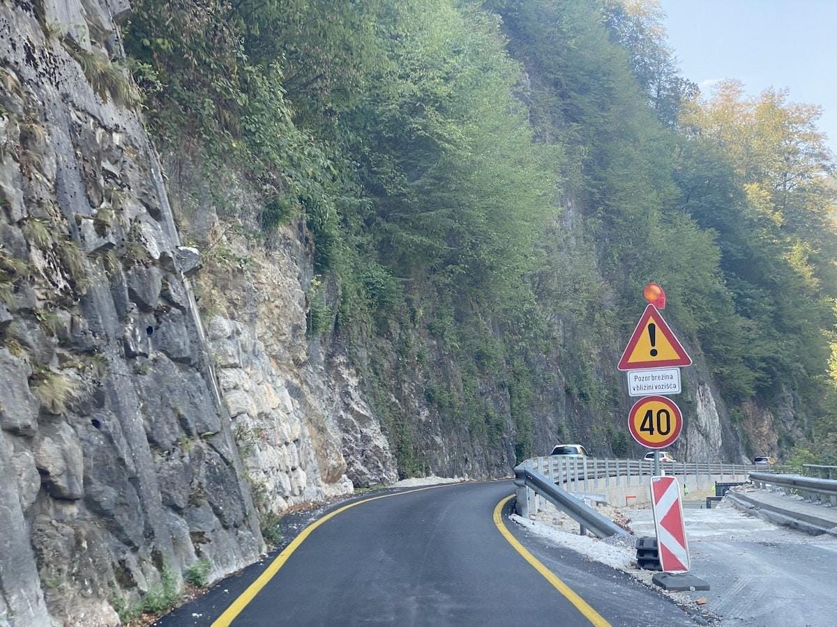 Galerija Šklendrovec: DRSI pravi, da dela ne vplivajo na padanje kamenja na cesto