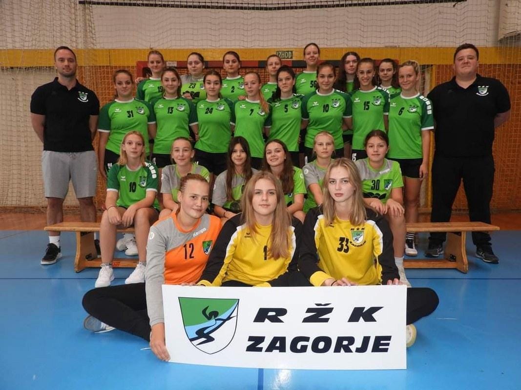 Klub nekdanjih državnih prvakinj počasi po lestvici navzgor