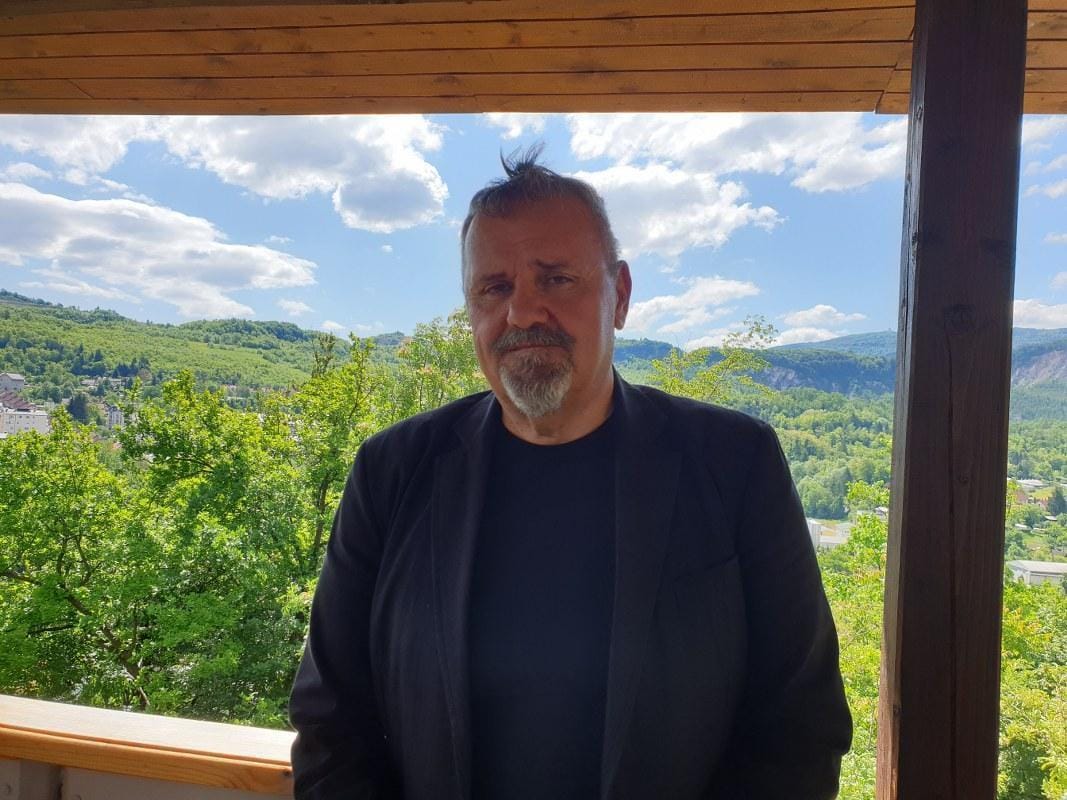 Zoran Poznič odločno pravi: "Vrniti ljudem zaupanje v skupnost"