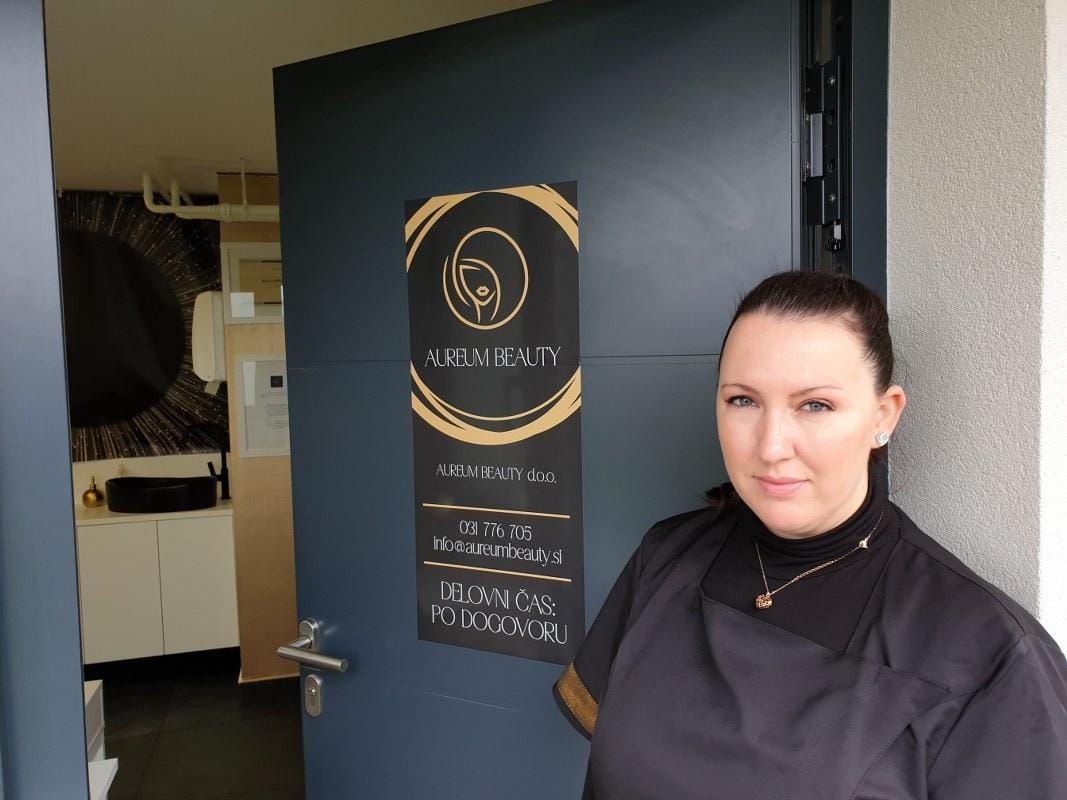 Maja v litijskem salonu poskrbi za trajno gladko kožo brez dlak in nepravilnosti