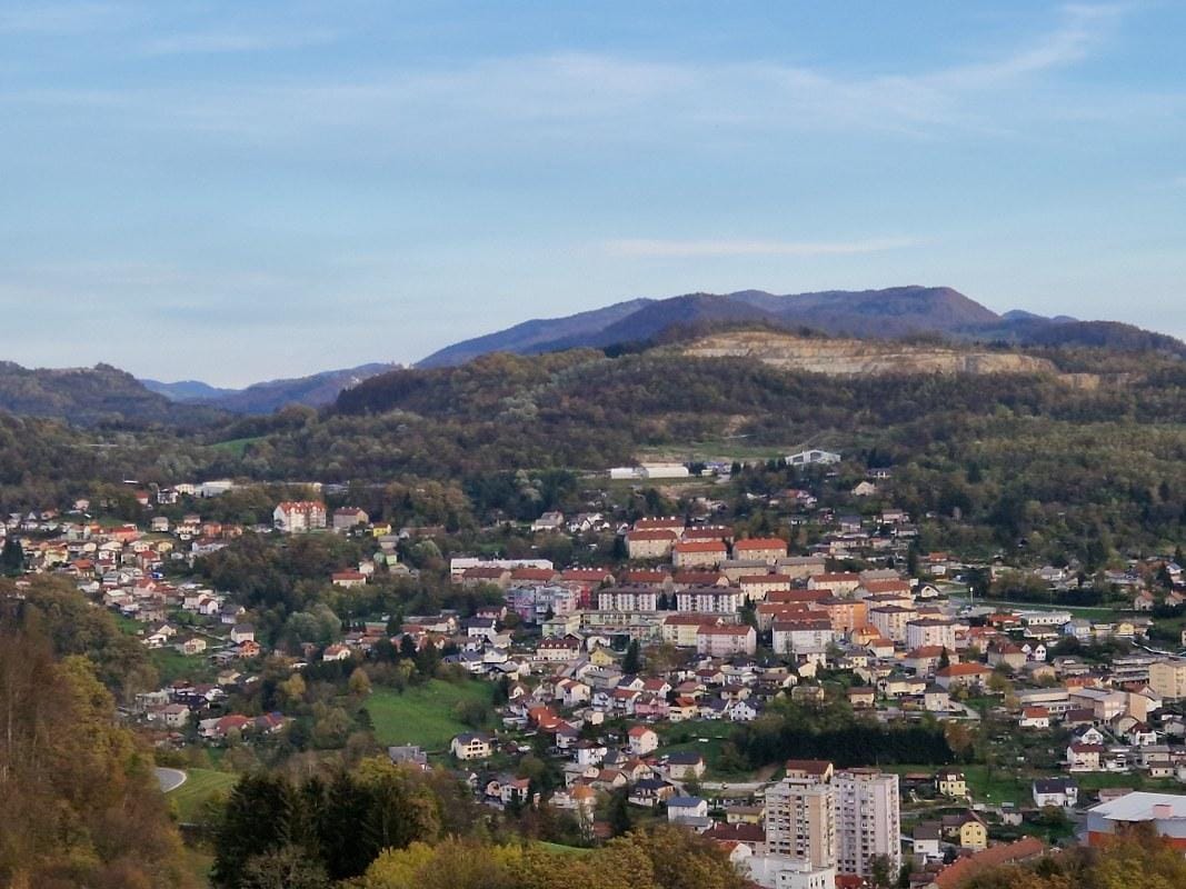 Nekaj minut čez dvanajst potres stresel tla v Zasavju