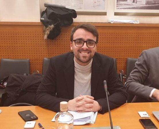 Znani so novi nadzorniki, namesto Pozniča med svetnike Ribič