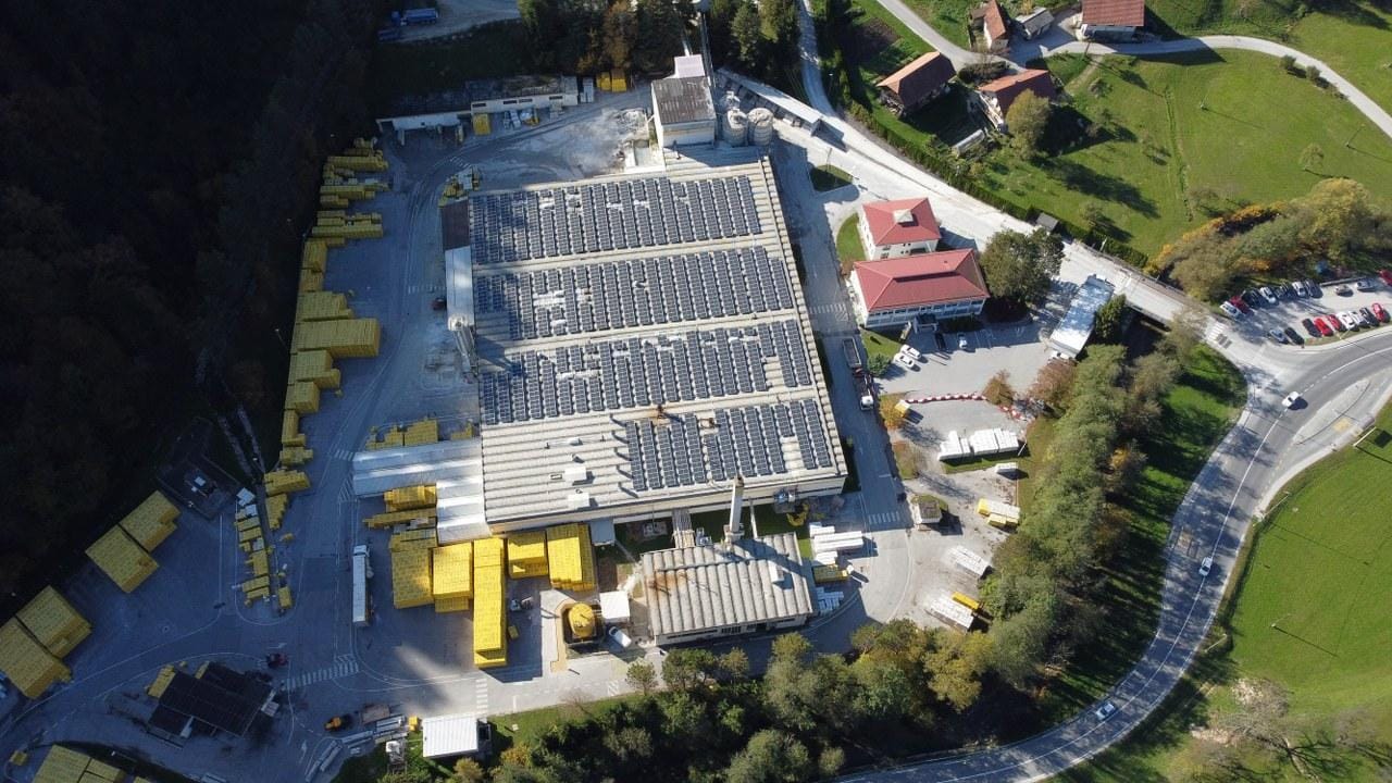 Tovarna Ytong iz Kisovca četrtino energije iz nove sončne elektrarne