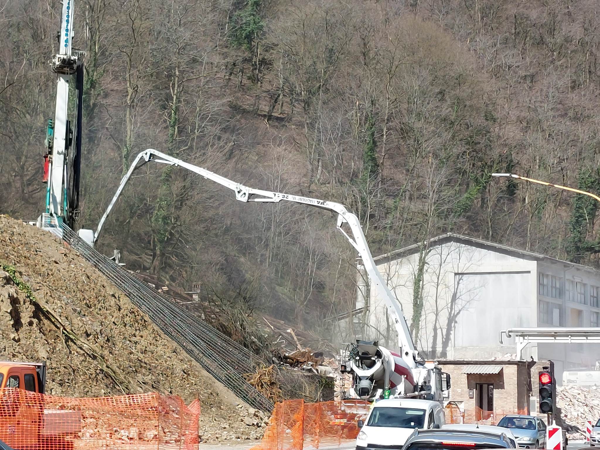 FOTO: Padla še zadnja stavba, nekdanji kino