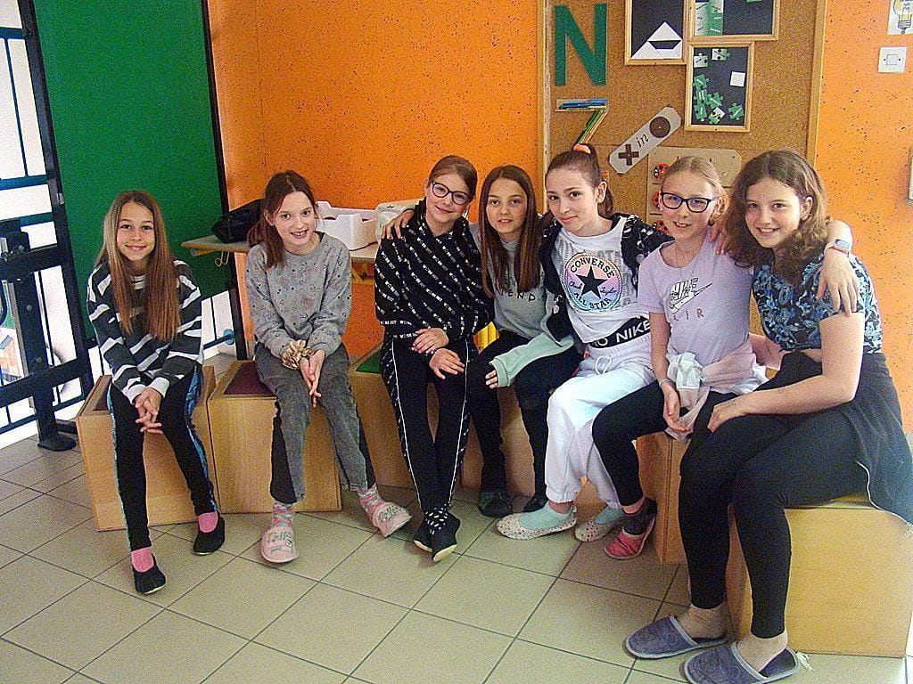 Zasavska mladina dobro skrbi za svoje okolje; bi pa sprejeli strožje ukrepe, prepovedali plastiko, bdeli nad divjimi odlagališči