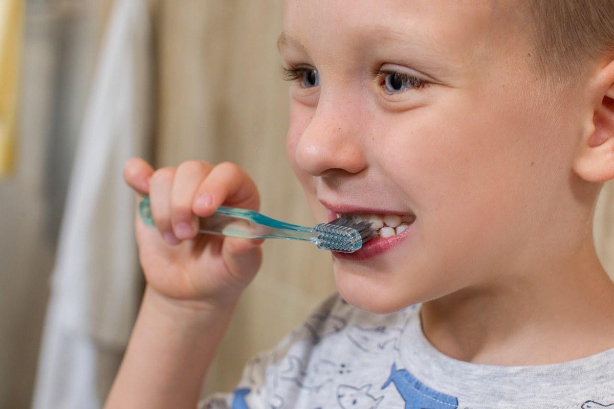 Najboljše zobne ščetke, ki obstajajo na trgu, za Zasavce pol cenejše!