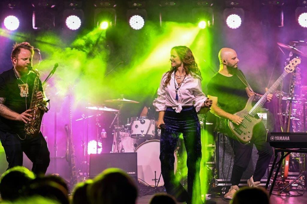 Razkrivamo, kdo bo poleti zabaval publiko na zagorski ploščadi