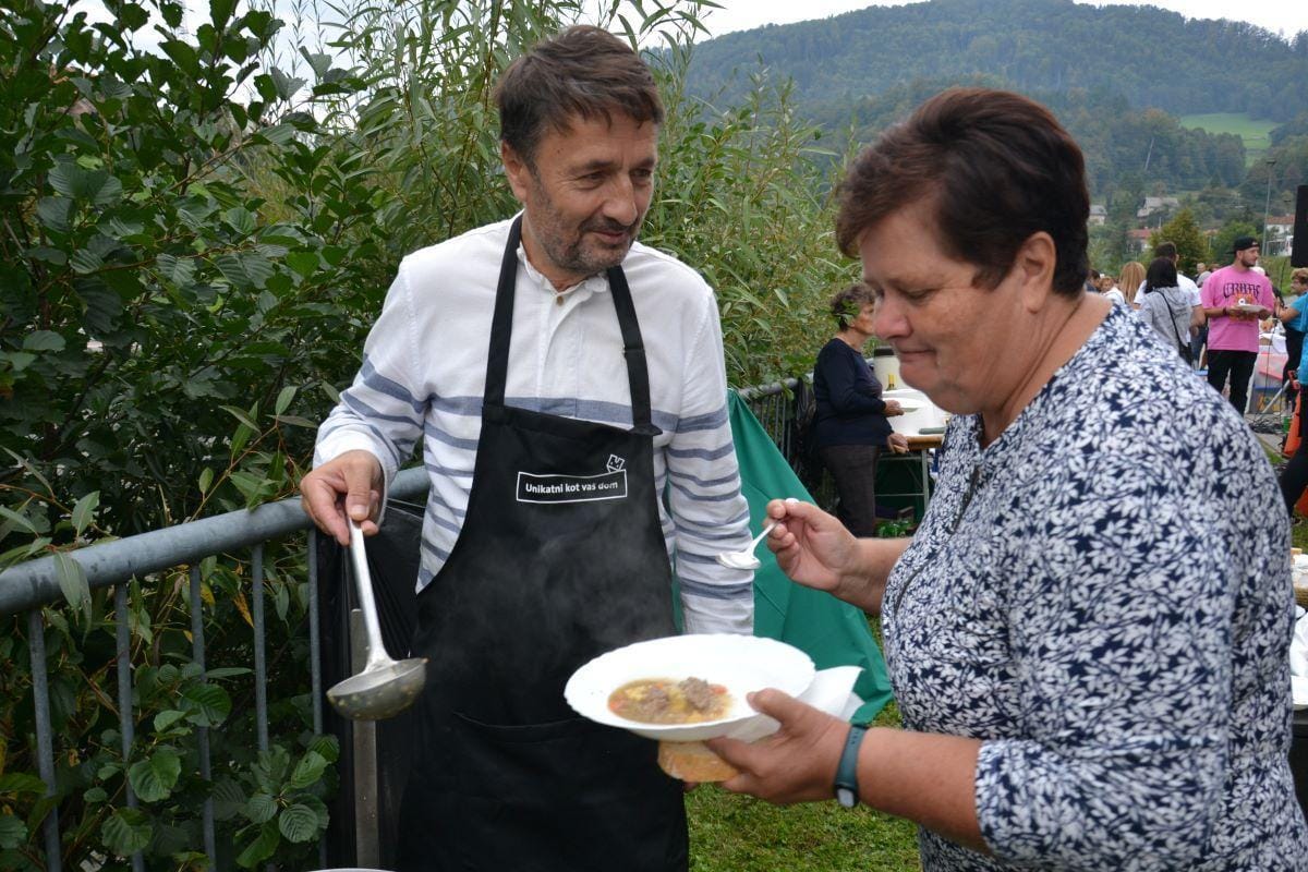 FOTO: Skuhali litre in litre ajmohta - kje drugje kot v Zagorju