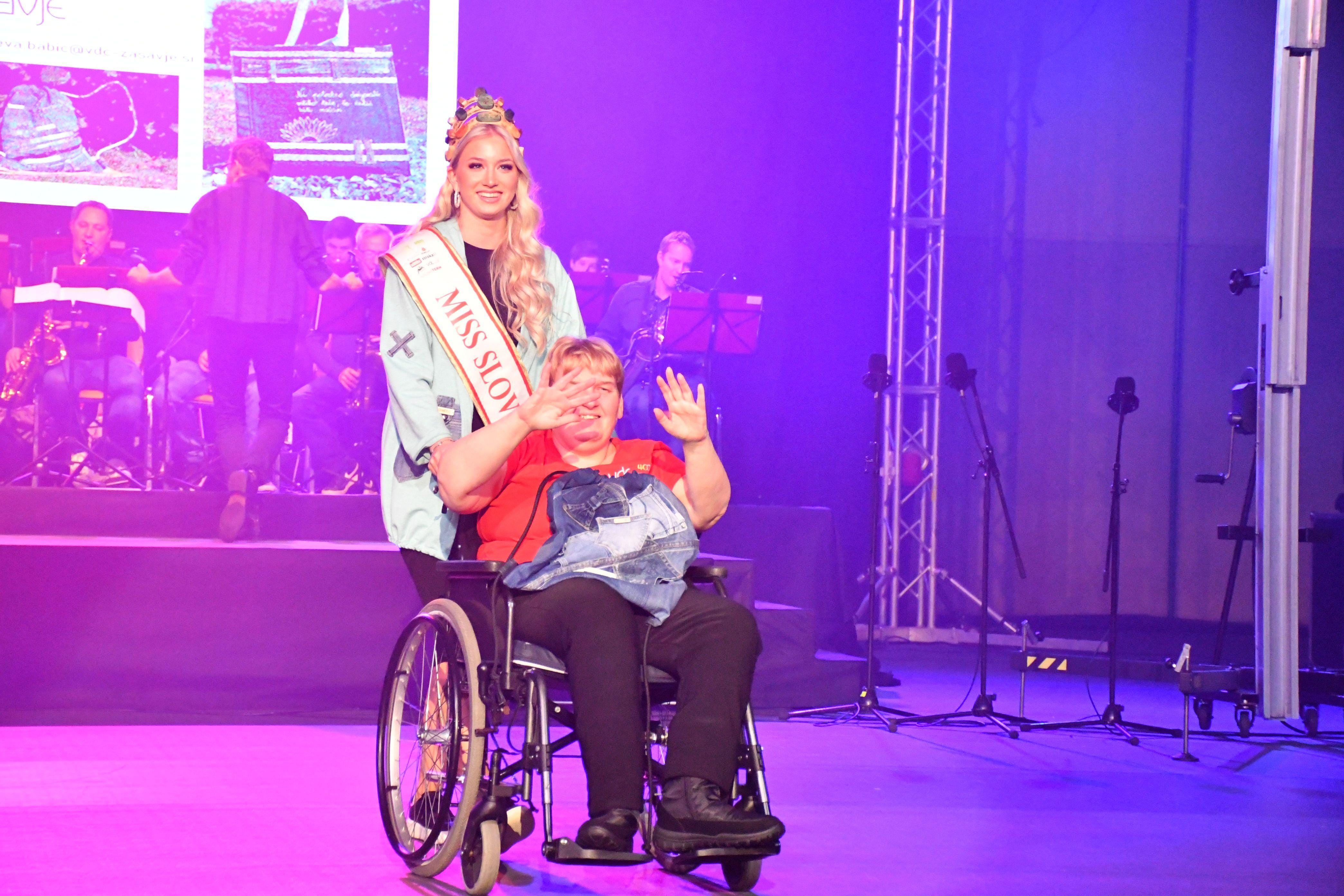 FOTOGALERIJA: Vsak si zasluži plesati svoj ples življenja