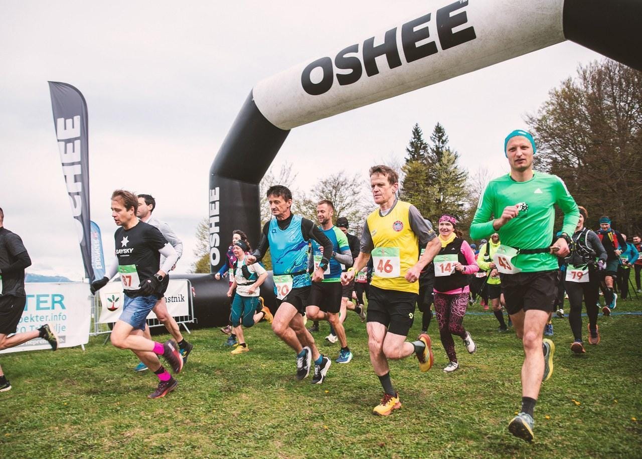 70 in 3 letnik sta pritekla v cilj, kjer ju je pričakalo sonce