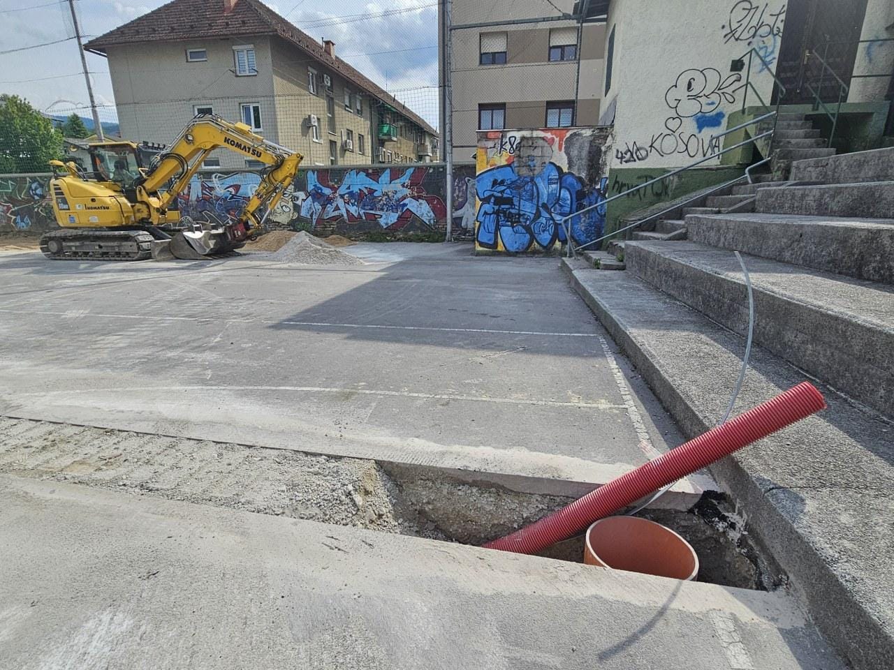 Na prenovljeno igrišče spet konec maja