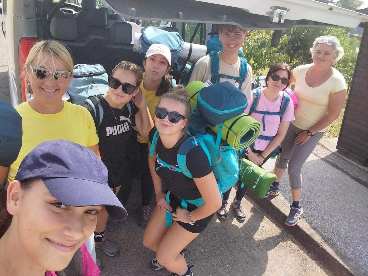 Trboveljski dijaki na raziskovalni odpravi