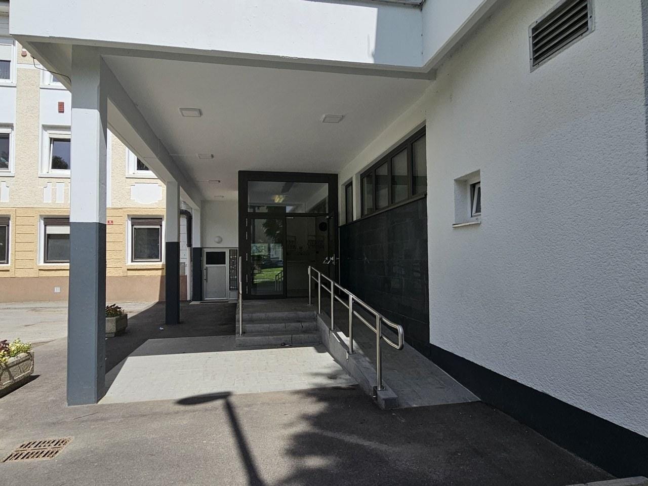 V Litiji iščejo osebo, ki bo nadomestila direktorico ZKMŠ