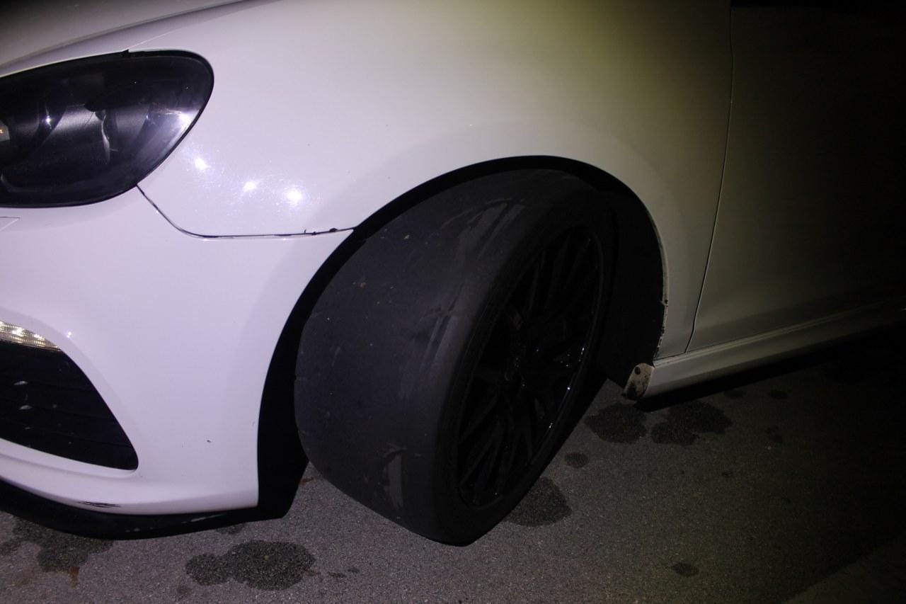 Trboveljčan s slabimi gumami postal policijski primer neprimernega vozila na cesti