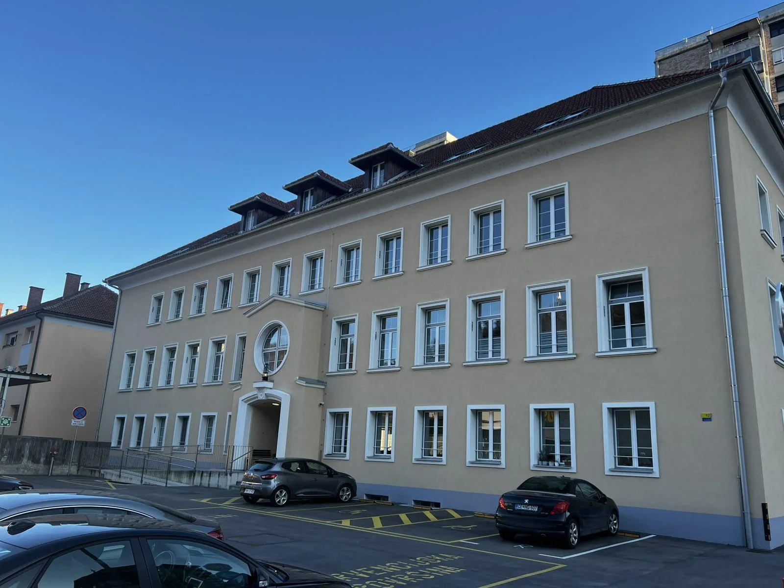 Vsa stanovanja v Vili Barbari so oddana