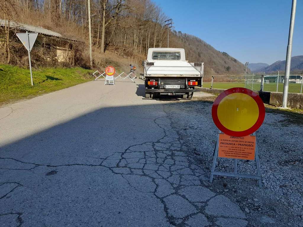 Zapora ceste do konca tega tedna in še v naslednjem