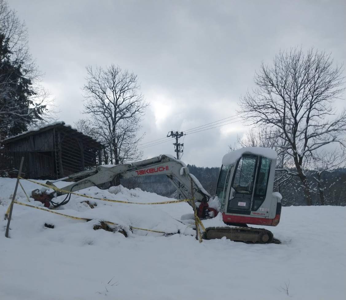Bagri kopljejo po hrastniškem podeželju, kdaj bodo pri vas?