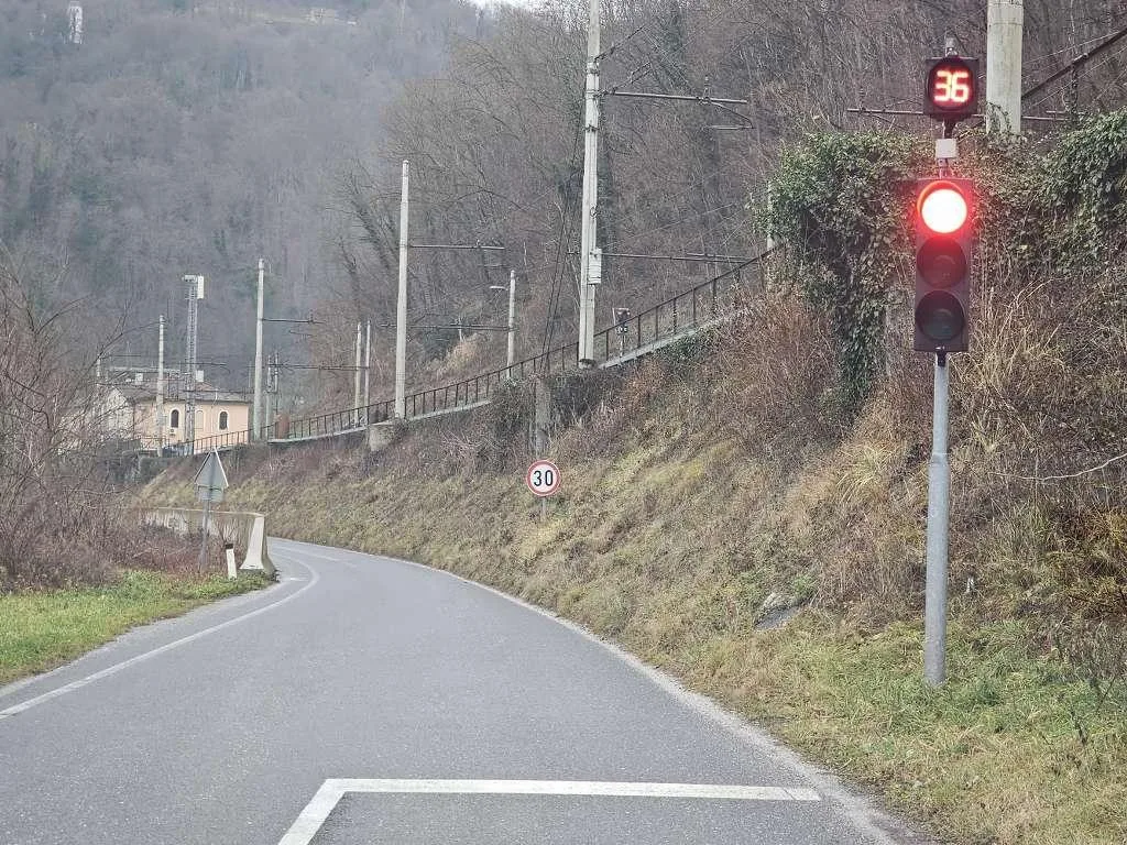 Za nadgradnjo proge med Zidanim Mostom in Zagorjem bi podrli kar 30 hiš in drugih objektov