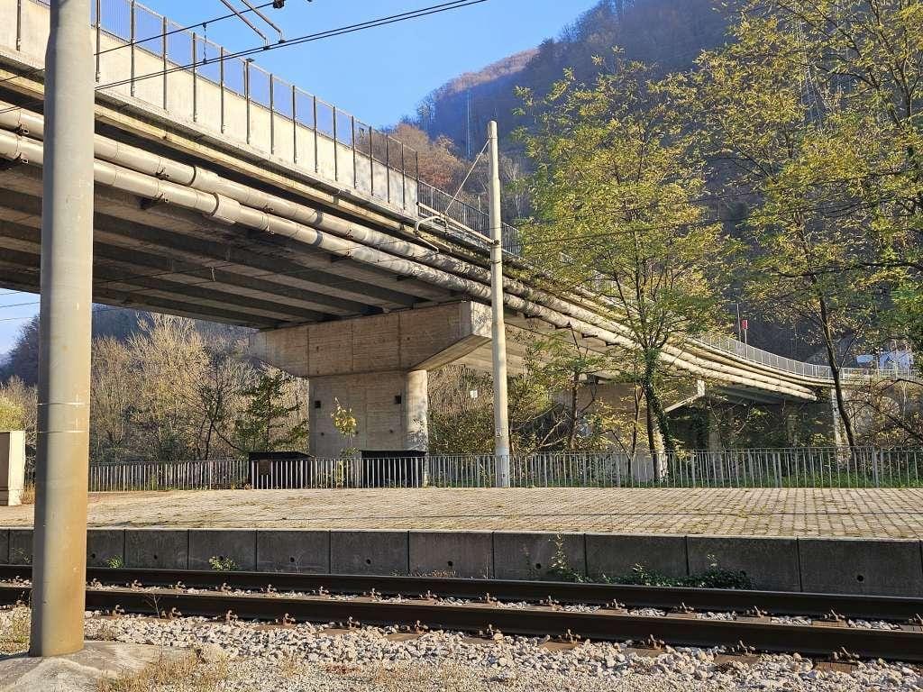 Po Zasavju se vije preko 1.200 kilometrov cest: Sanacije bo letos deležen most čez Savo