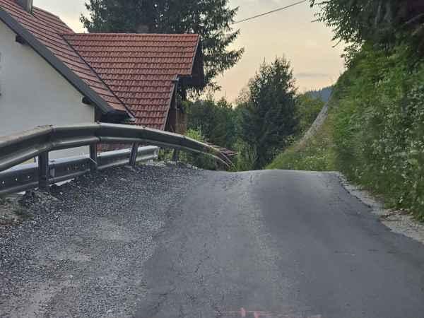 V naslednjih dneh popolnoma zaprta še ena cesta