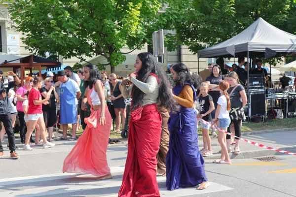 FOTOGALERIJA: Festival, ki je povezal skupnost - letos tudi mednarodno