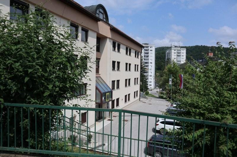 V Hrastniku razpisano delovno mesto za višjega svetovalca