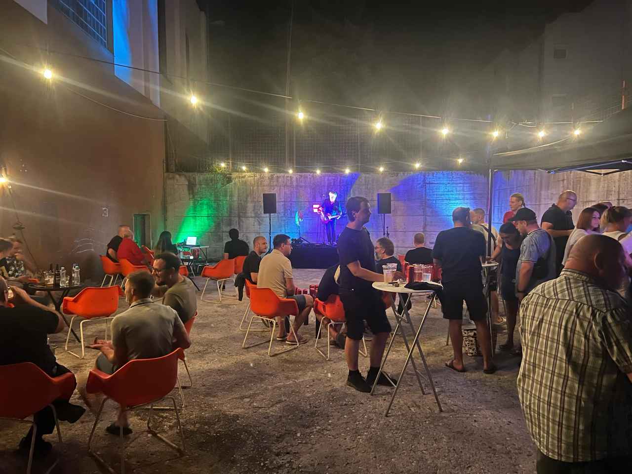 Prvi petkov dogodek, ki napoveduje nadaljevanje zabavnih poletnih večerov