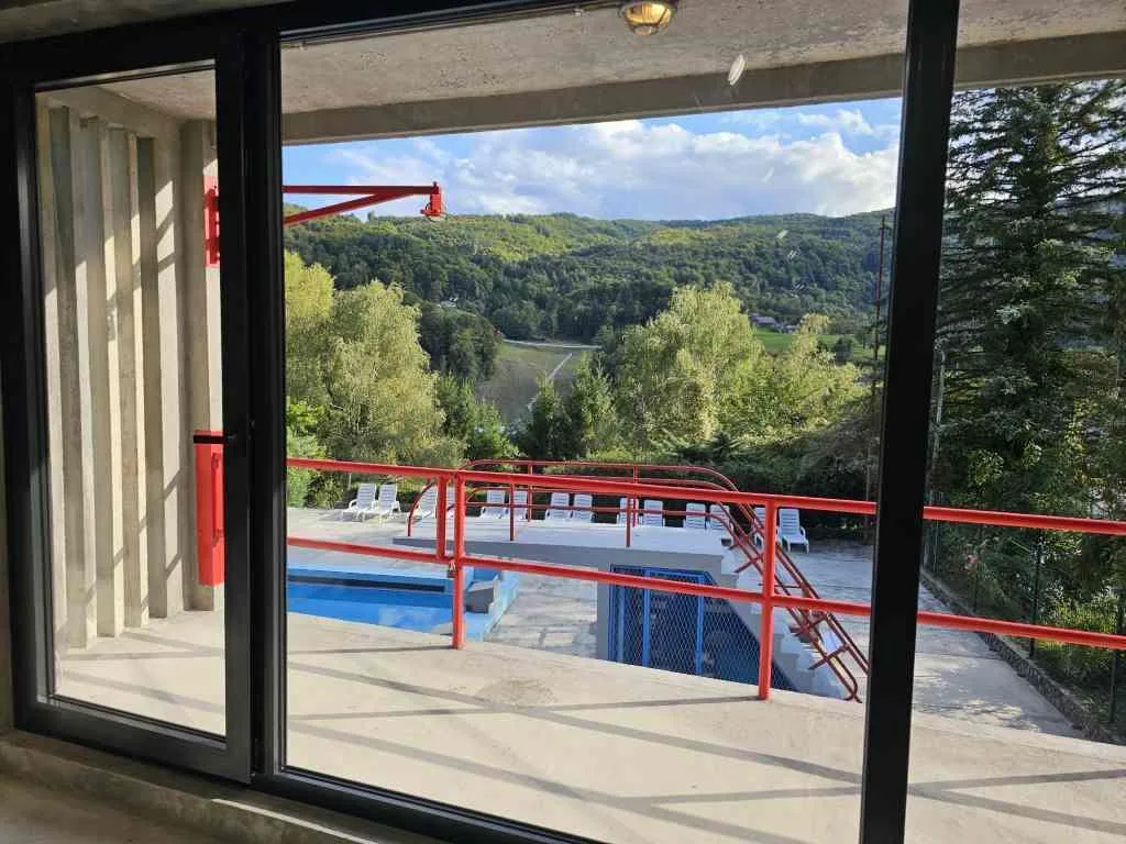 FOTO: Radeče dobile prenovljen biser – otvoritev legendarnega bazenskega kompleksa 