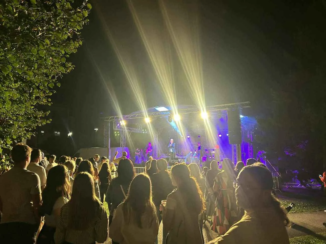 Zakaj morate jutri zvečer obiskati trboveljski park?