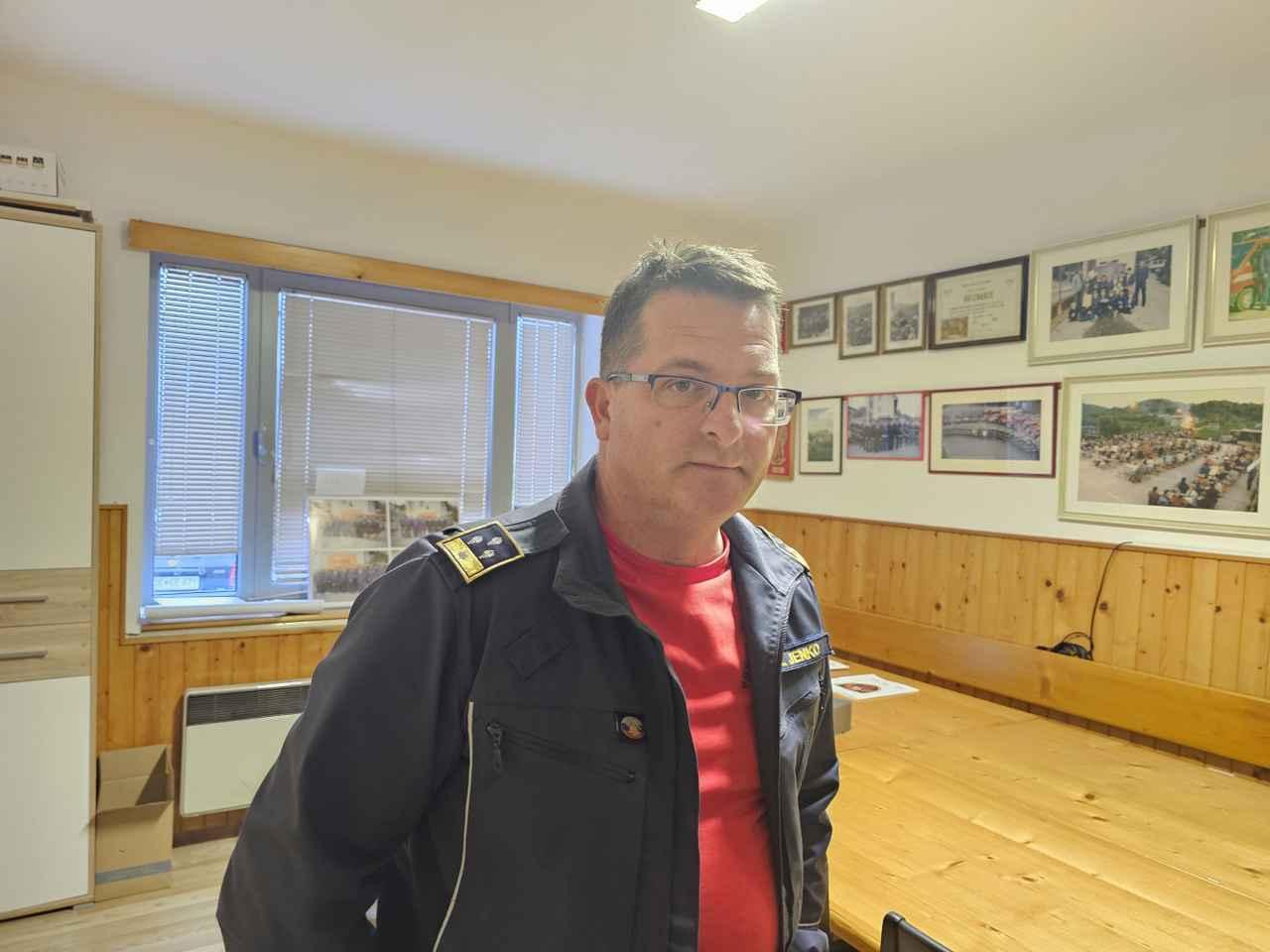 Skrivnostni razlog začetka njihovih zgodb skozi 80 let