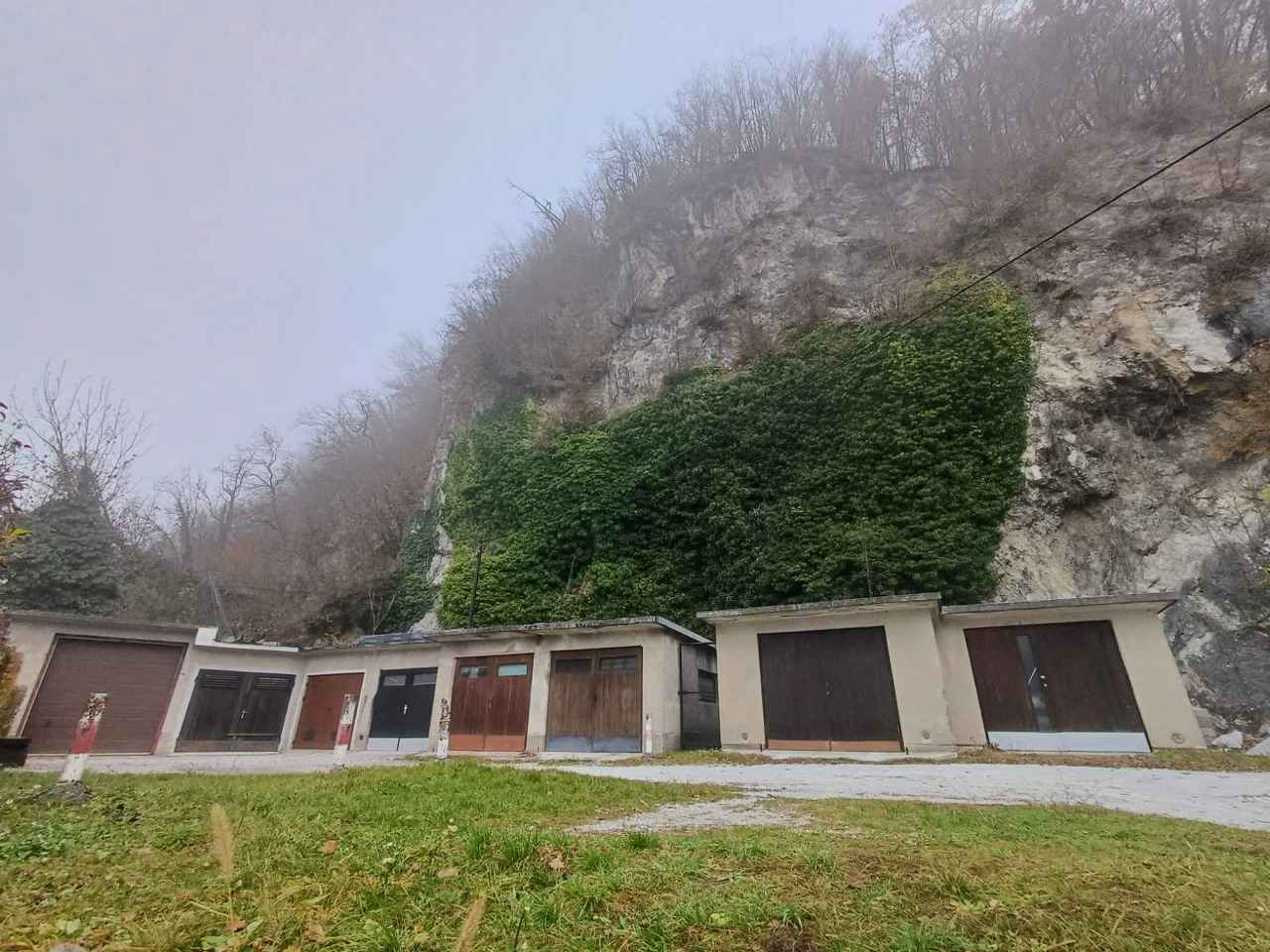 Odgovornost so preložili nazaj na občino