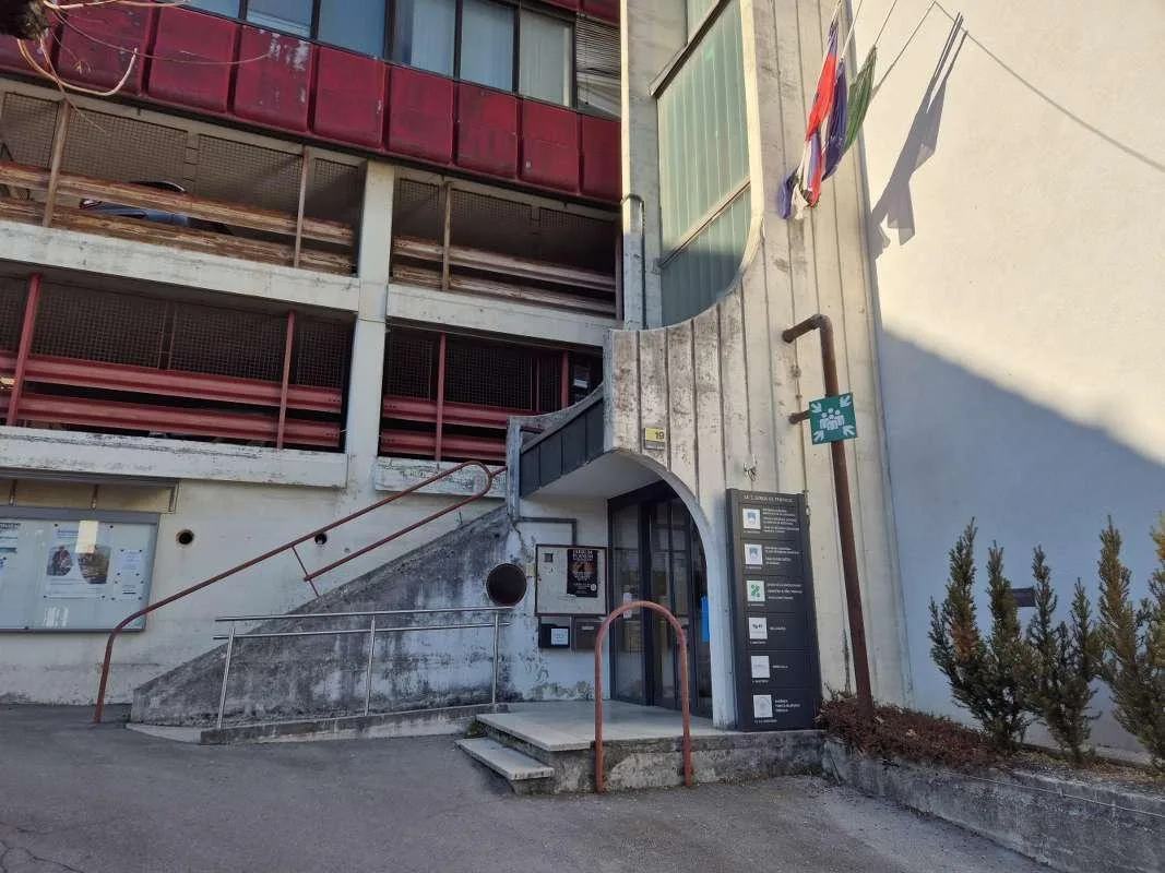 Občina oddaja poslovni prostor v središču Trbovelj