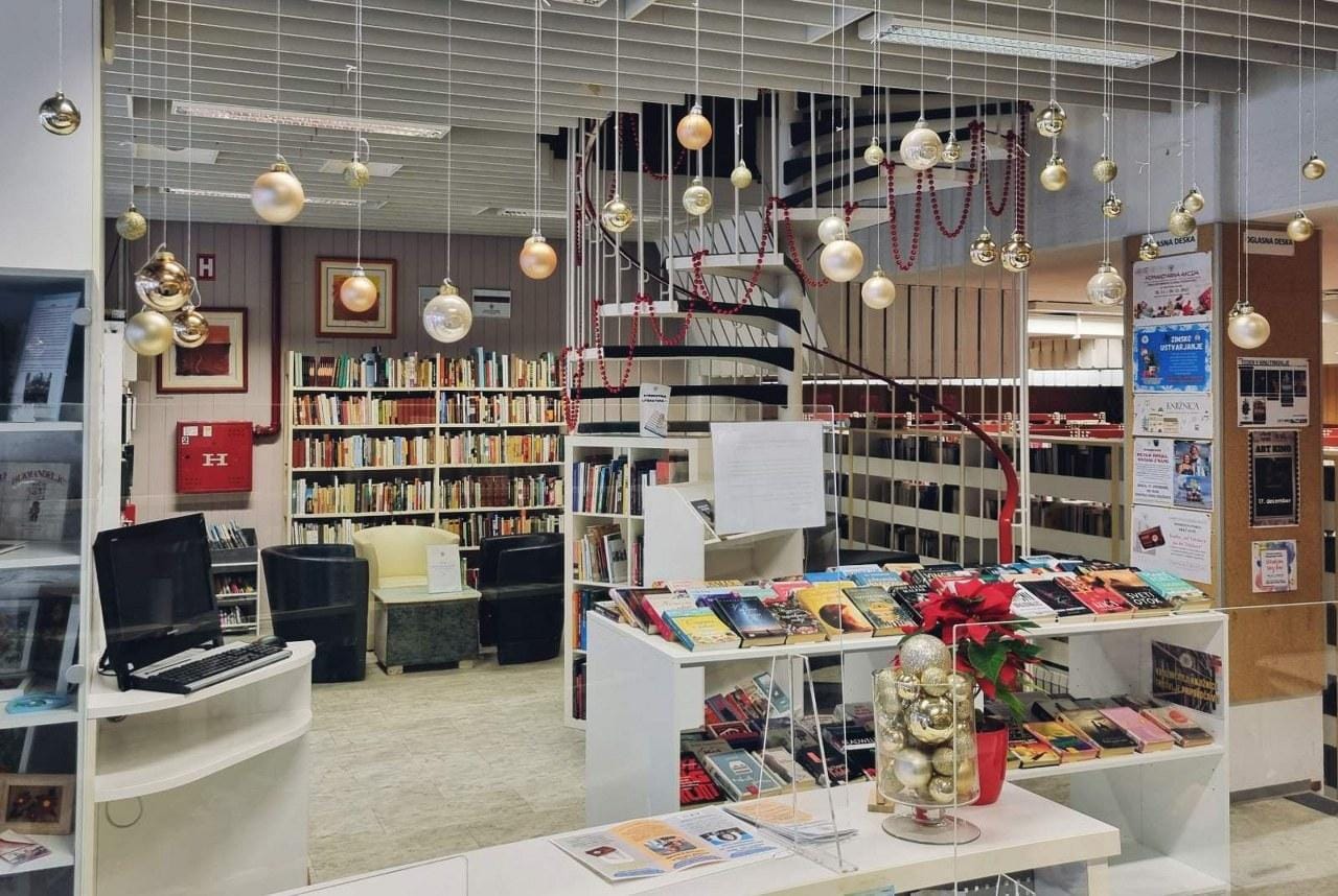 Malo kriminalk, malo romanov - objavljamo predloge zasavskih knjižničarjev