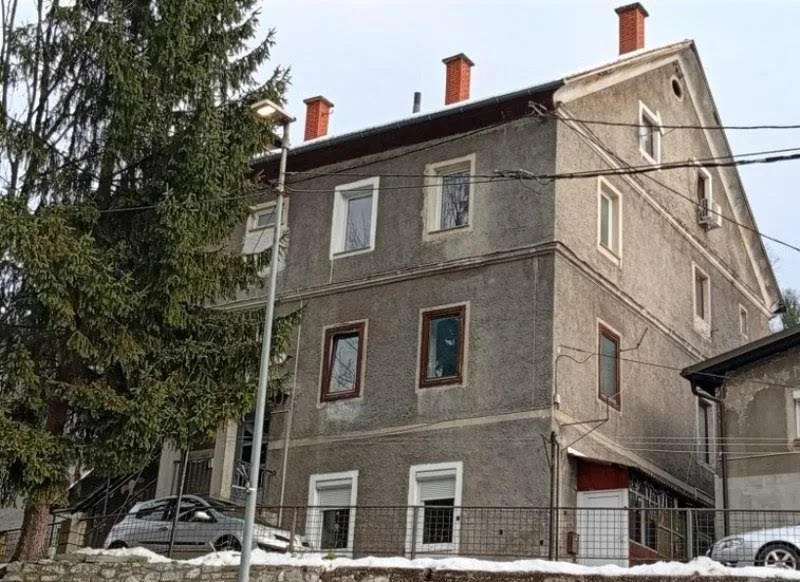 V Hrastniku naprodaj stanovanje za manj kot 25.000 evrov