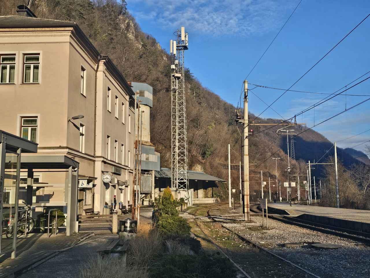 Prenova trboveljske postaje se še bolj zamika