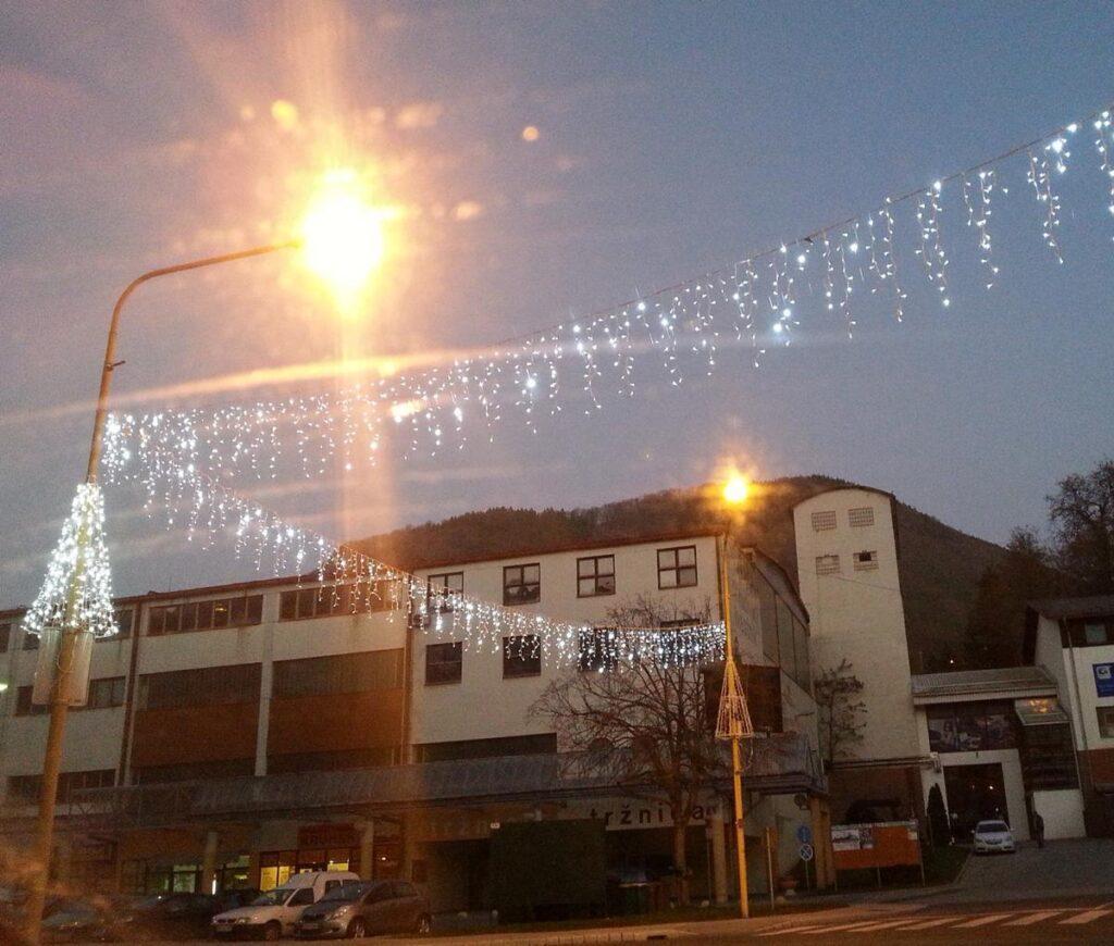 hrastnik javna razsvetljava2