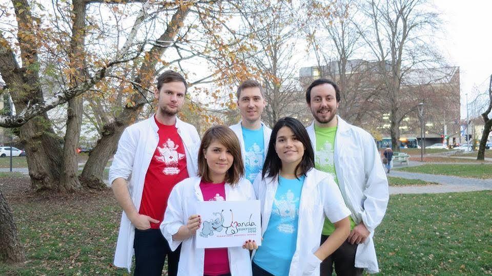 Aljoša z ekipo odprave Bunyonyi.