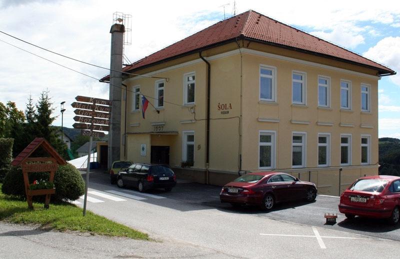 Podružnična šola Podkum