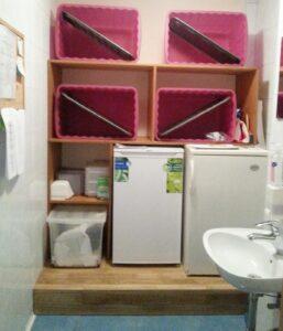 Stara razdeljevalnica hrane.